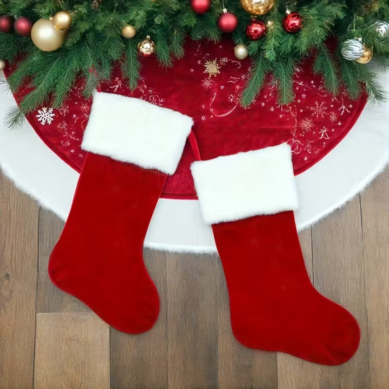 Classic Christmas Stockings Polyester Velvet Tube Socks (4pc)
